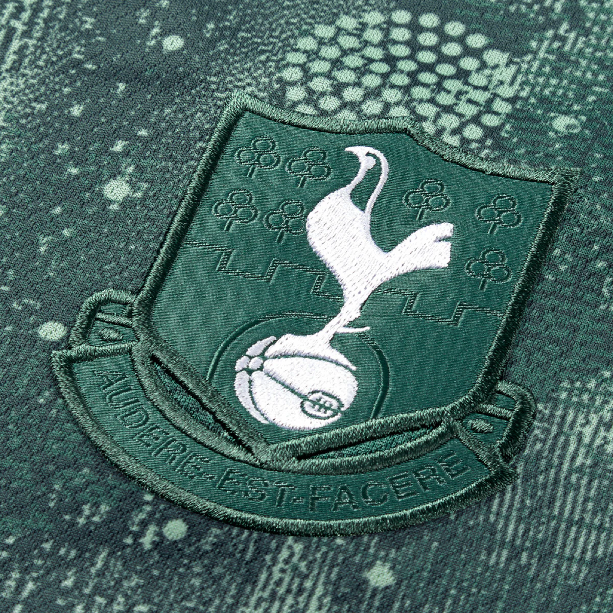 2024-25 Tottenham Hotspur FC 3a Equipación - Image 3